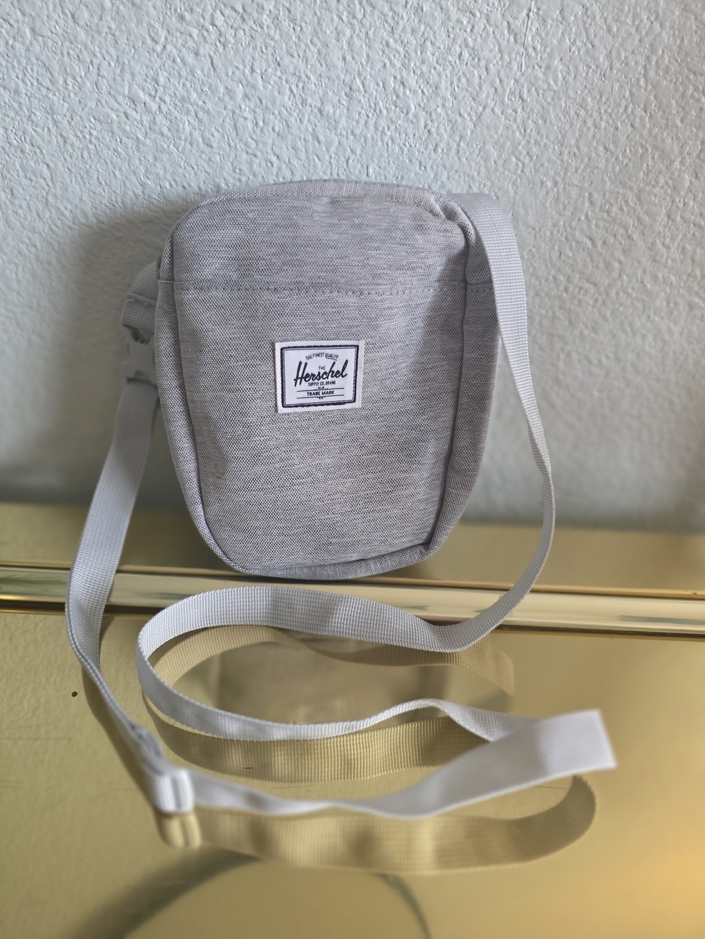 Herschel Supply Company Light Gray Crossbody Bag